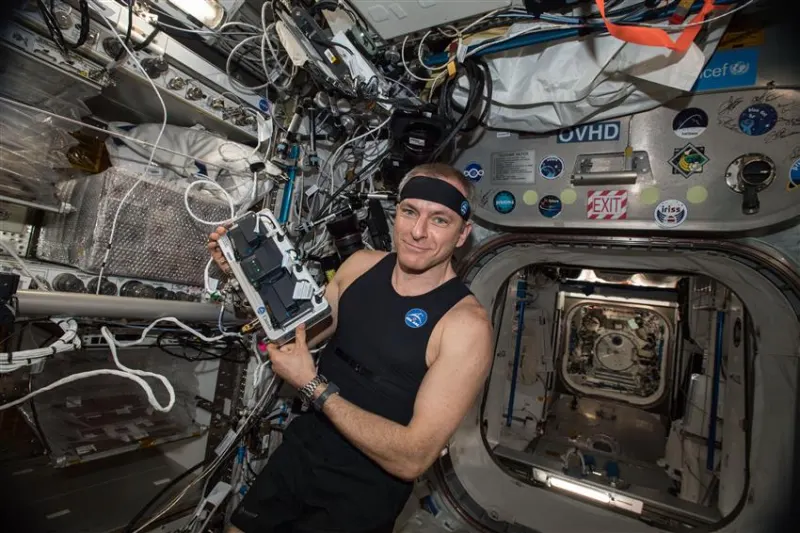 Recherche spatiale et santé : des chercheurs canadiens étudient le vieillissement dans l’espace — impacts pour l’humanité
