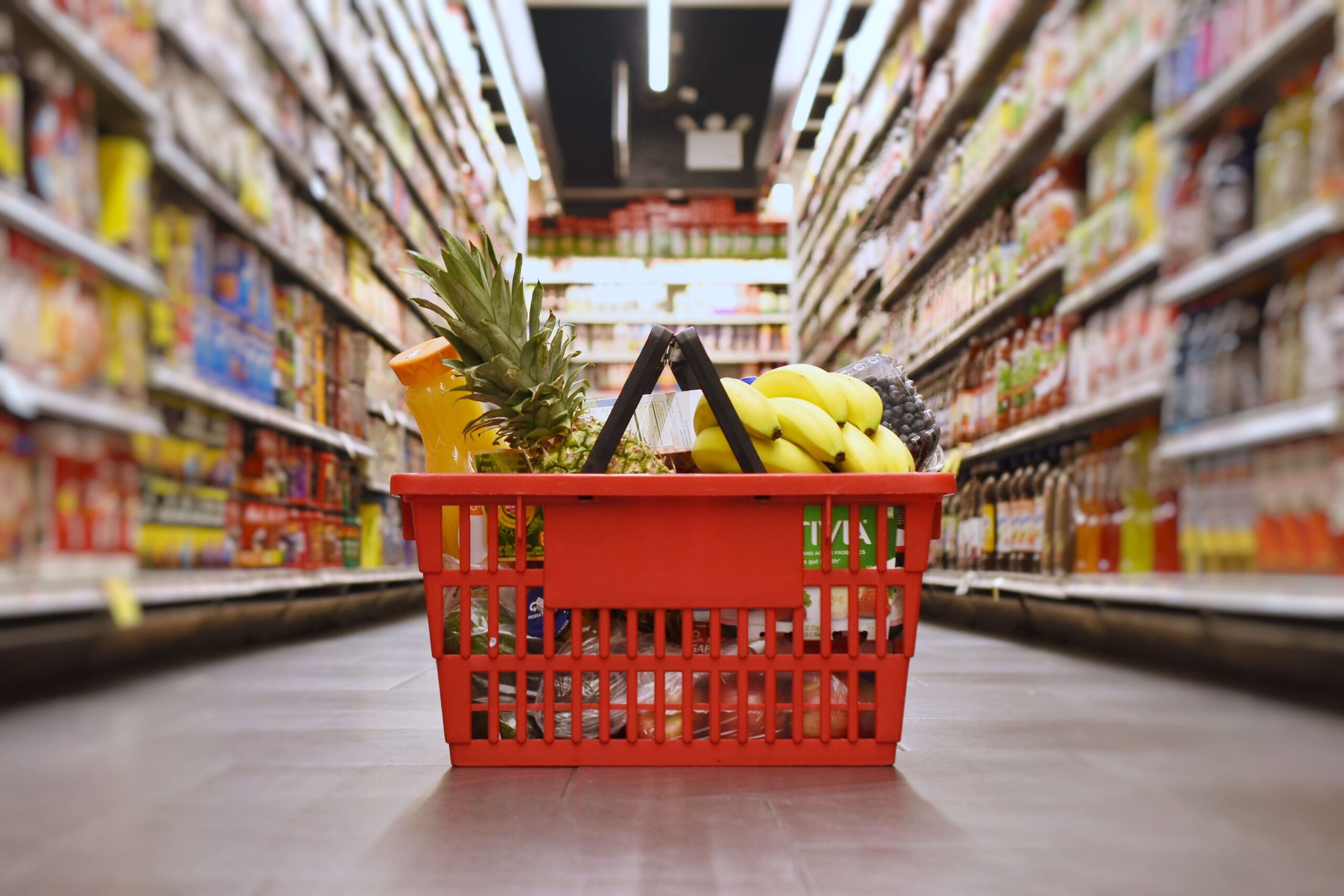Prestation pour l'épicerie et les essentiels : ce qui change dans votre portefeuille cet été