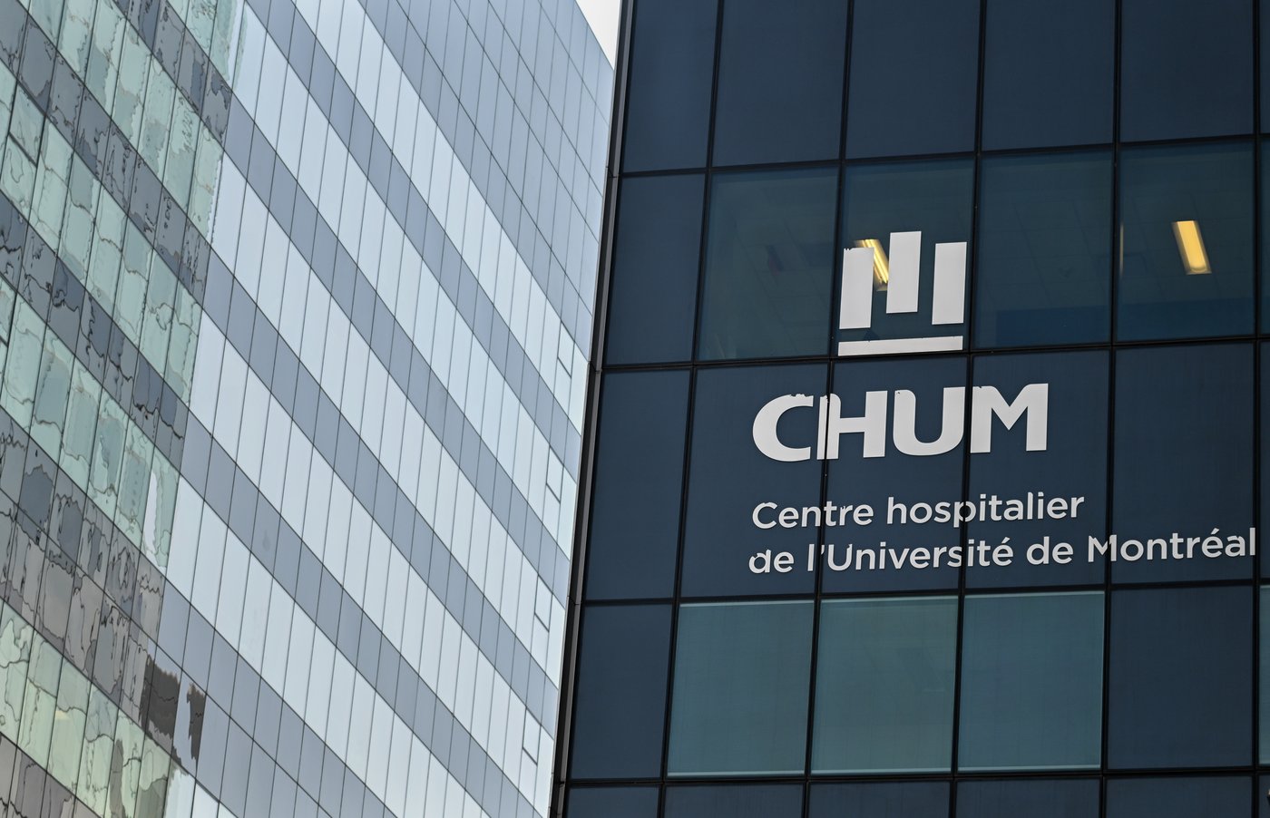 Scoliose et intelligence artificielle : une avancée chirurgicale au CHUM