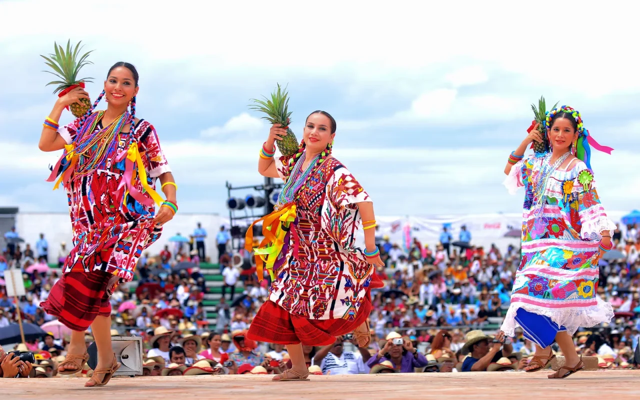 Les velas : quand tout l'Isthme danse au son des fanfares