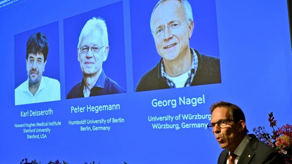 Nobel de Medicina 2026: la optogenética, o cómo encender y apagar neuronas con luz